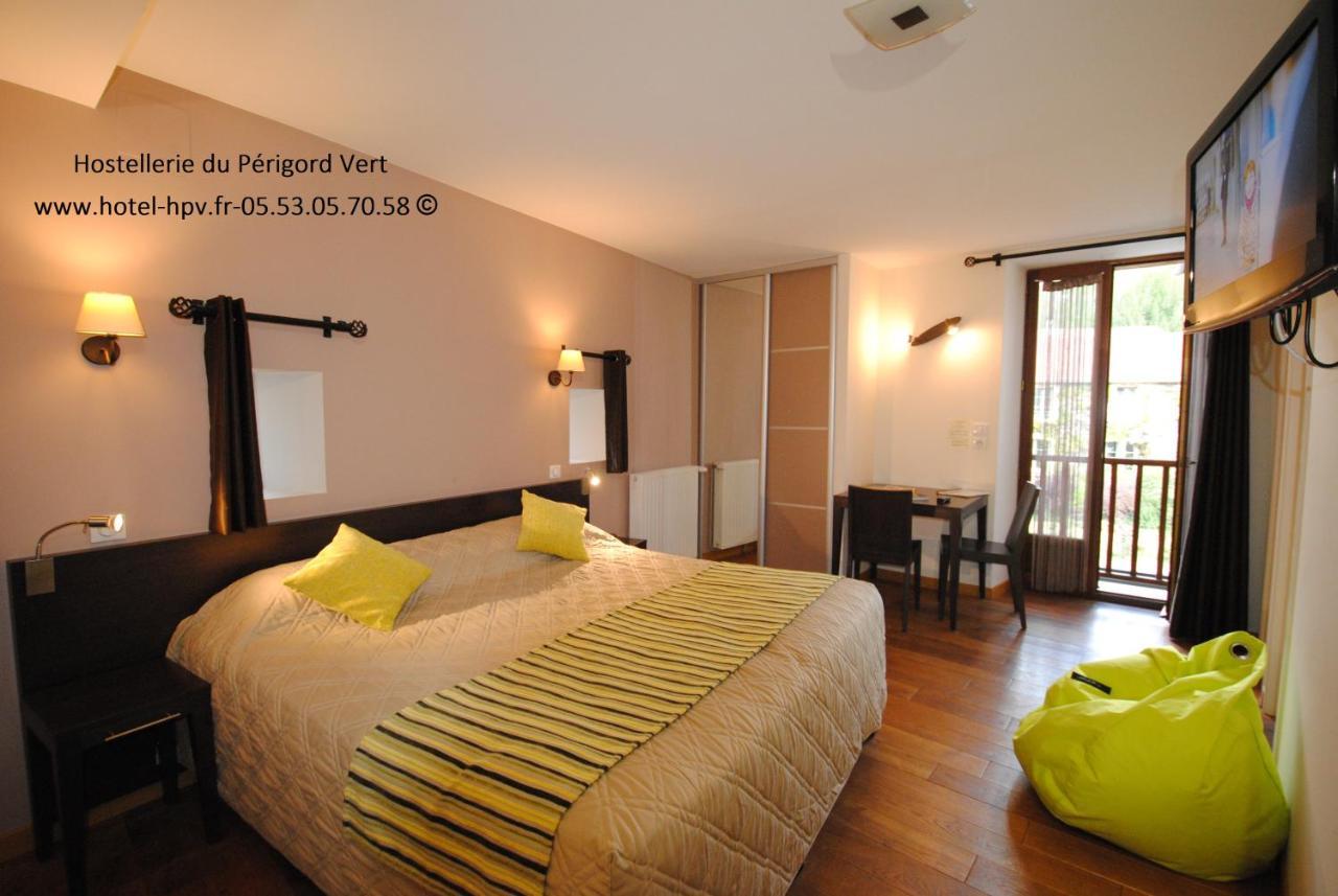 Logis Hostellerie Du Perigord Vert ブラントーム エクステリア 写真